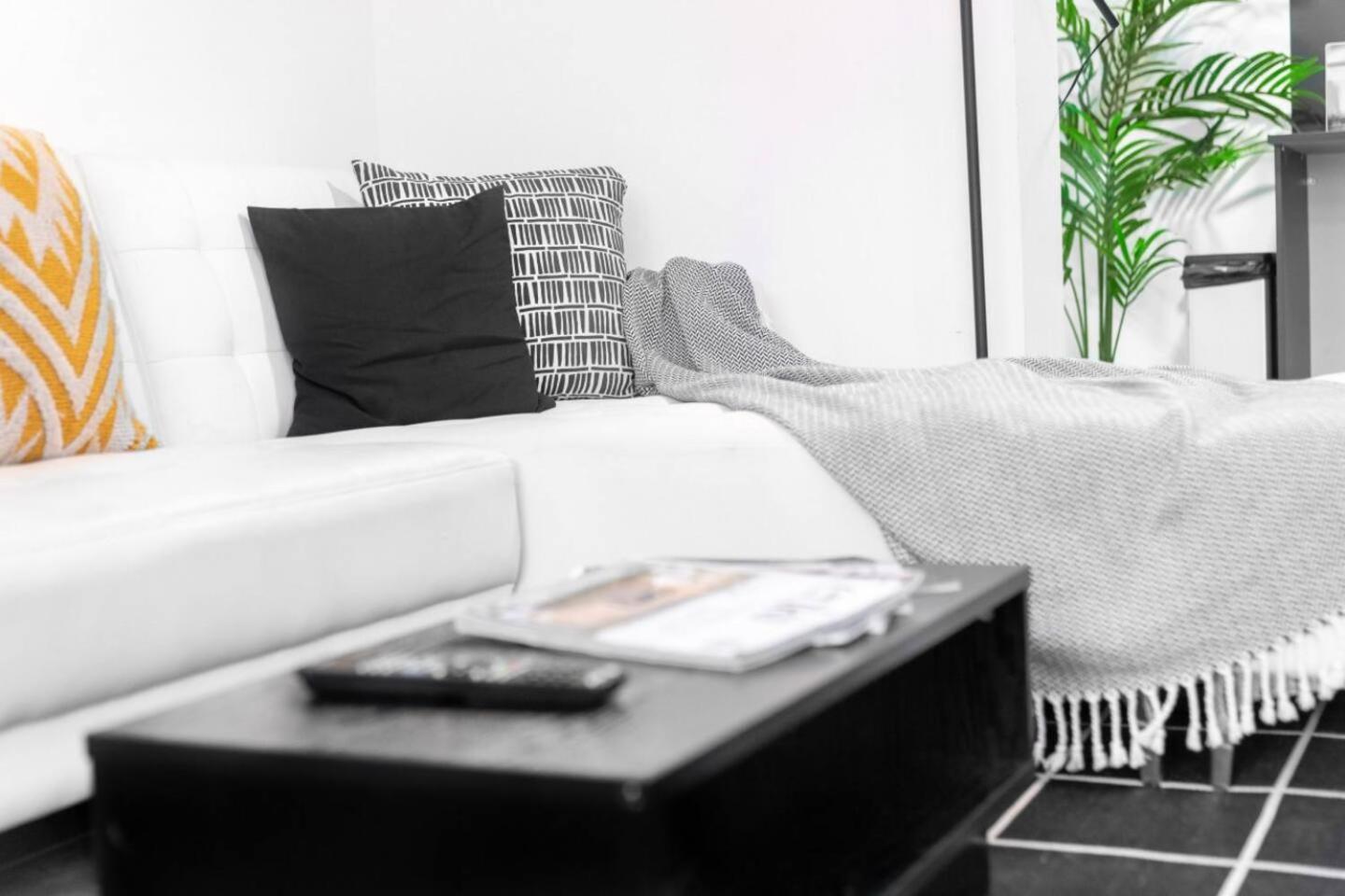 Loft Style Apartment - Near City Centre - Smart Tv- Wifi - Parking - Top Rated - 3Nt Birmingham Exterior photo